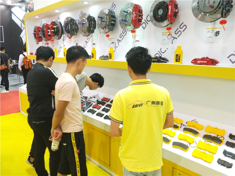 廣州賽驅(qū) 專注剎車改裝升級(jí)件 廣州賽驅(qū) 專注剎車改裝升級(jí)件